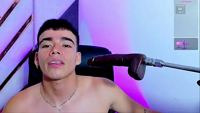 Alejandro_karter18 Adlı Modelin Web Kamerası Şovu