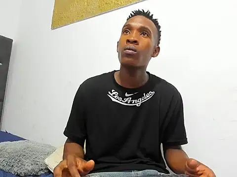 Derek_s3 Chat XXX in diretta