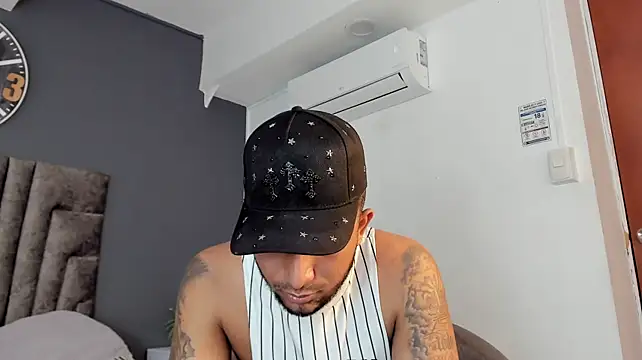 Chatroom XXX en direct de Robin_Rief