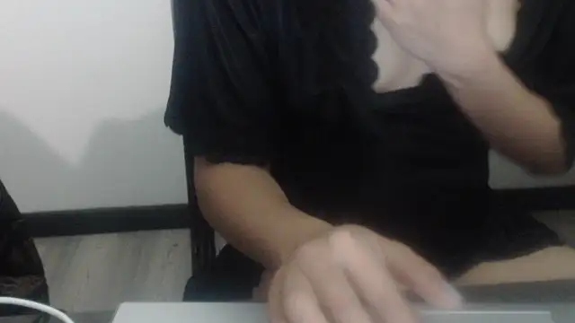 sabrina_v_'s Live XXX Chat