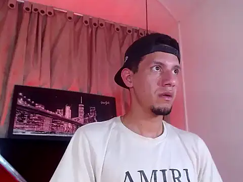 Chat +18 de Sebastian_Smith__ ao vivo