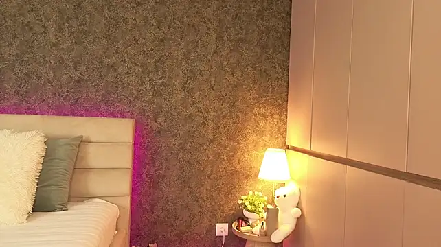 ChloeBelleX Live XXX Chat
