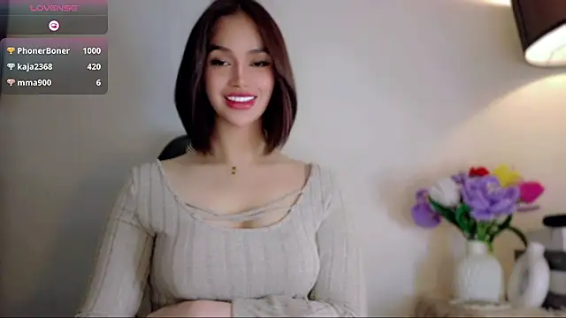 Chatroom XXX en direct de Anna_HollyDoll