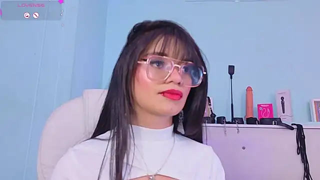 Emerald_gh's Live XXX Chat