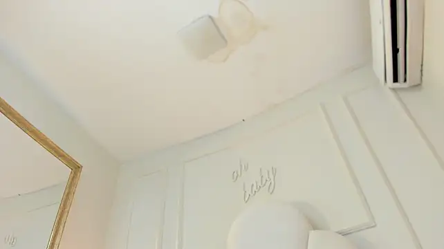 Kaylachannell XXX чат на живо