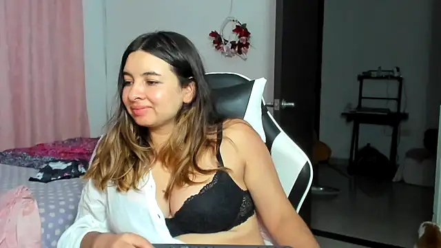 Chat XXX Live __Emma__11__Lecat_