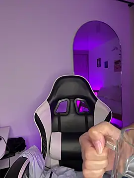 OhMySelenyx3 Chat XXX live