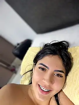 I_AM_SOPHIE_ লাইভ XXX চ্যাট
