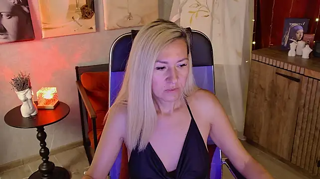 DonnaSmitth Chat XXX in diretta