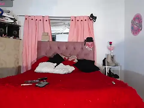 BeautyCatalella1 Webcam Show
