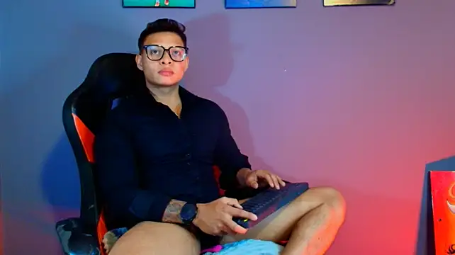 EvanGreey_ Chat XXX in diretta