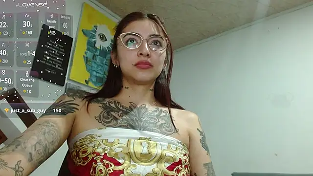 ZoeBakers_'s Live XXX Chat
