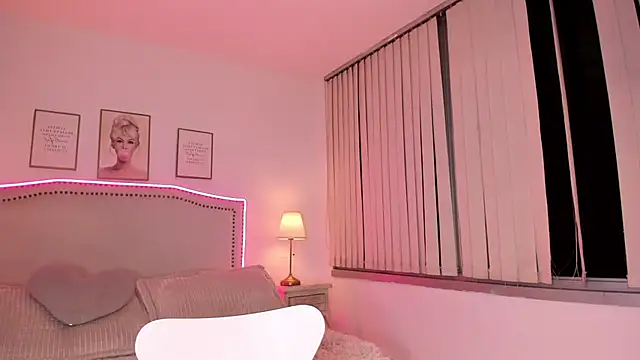Онлайн чат XXX Isabella_ev