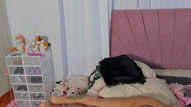 CinthiaCollins' Live XXX Chat