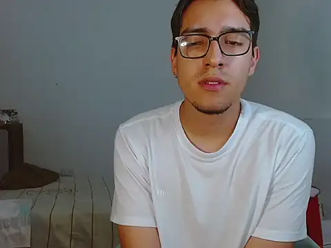 NickFin Chat XXX live