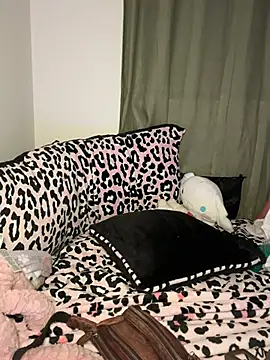 allpawgsgotoheaven Show in webcam