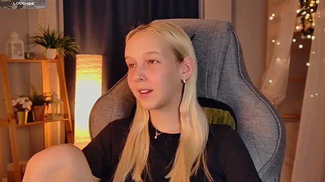Chat XXX en directo de MaoqiBeverly