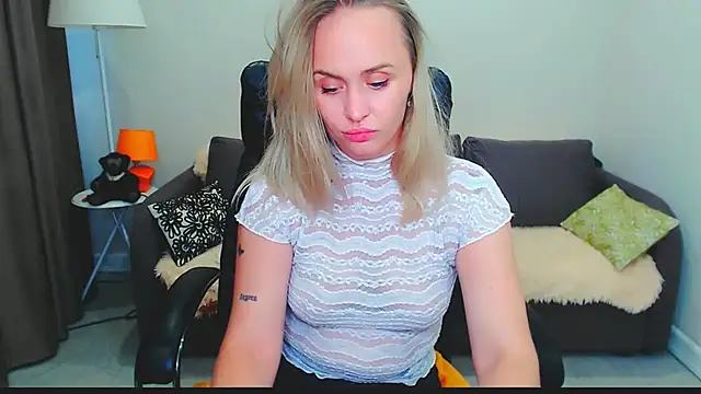 LiluMoon__ – Naživo XXX chat