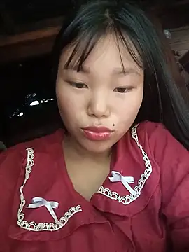Nhinhi_suのライブXXXチャット