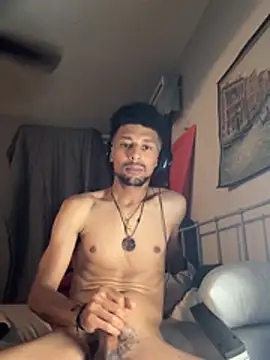 Chat XXX en directo de BigPrettyDick777