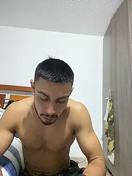 Taylor_DiamondBoy – Kamerová šou