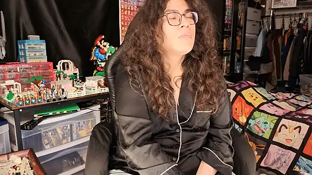 ShinyCherub Webcamshow