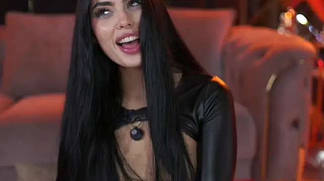 Webkamerová show RavennaDArcy