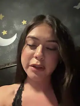 Show modela Yocelinbabyyy na web-kameri