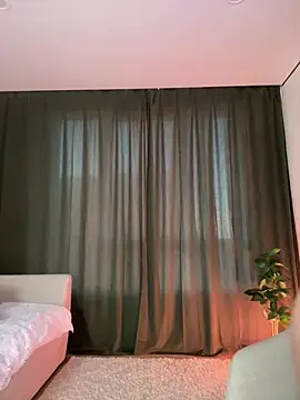Luv_Doll লাইভ XXX চ্যাট