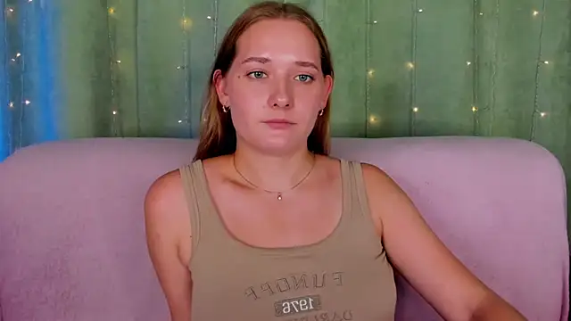 Chat XXX en directo de AlinaVice