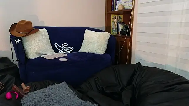دردشة tightncuteass الجنسية المباشرة
