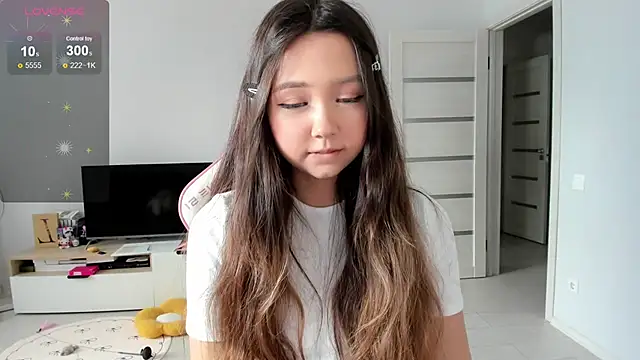 Fluffy_Rose Chat XXX in diretta