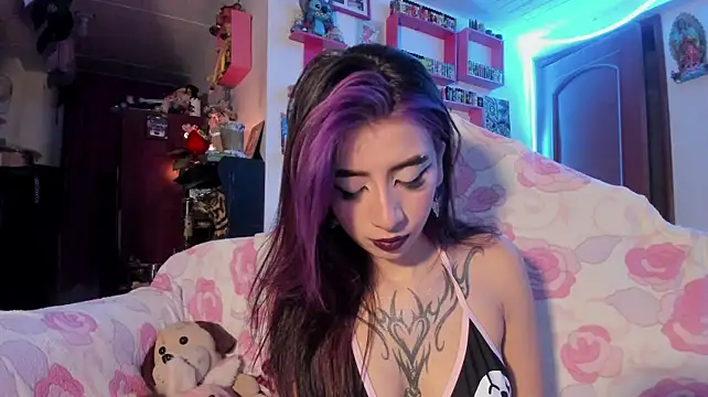 Rebecahart's Live XXX Chat