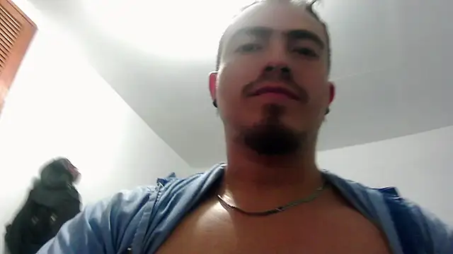 XXX chat uživo modela TouchDaddy4