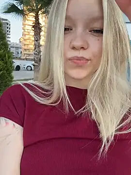 Chat XXX en directo de Foxy_Blondie