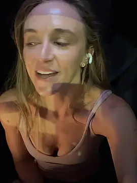 lunagirl13 现场XXX聊天