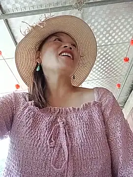 Jooj- Live XXX Chat