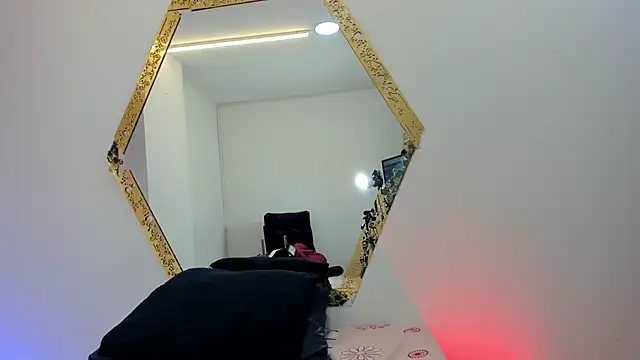 CloeMature XXX чат на живо
