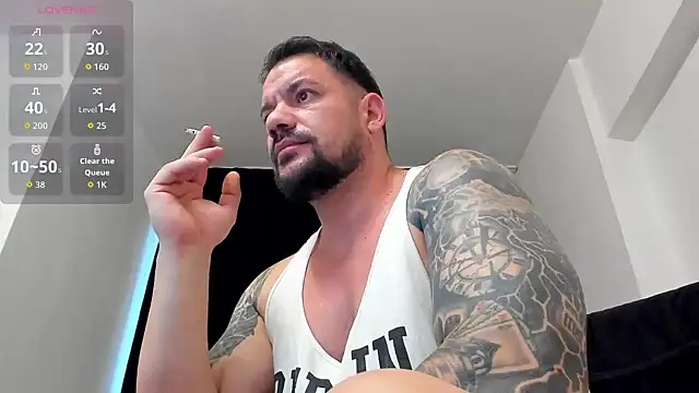 Chatroom XXX en direct de musclemonster31