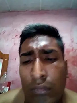 Show modela SexxxRoom_69xxx na web-kameri