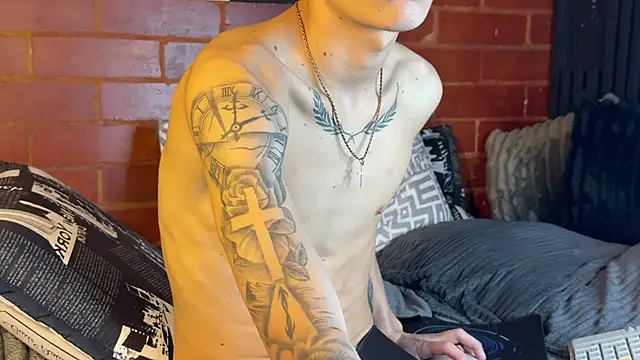 jeffersonRujano – Naživo XXX chat