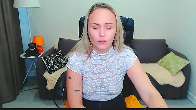 LiluMoon__ Live XXX-Chat