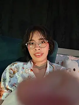 Dolli_virginpussyのライブXXXチャット