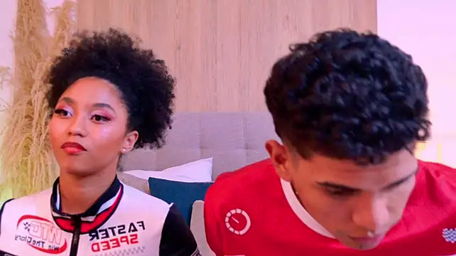 RoseAndDominic Live XXX-chat