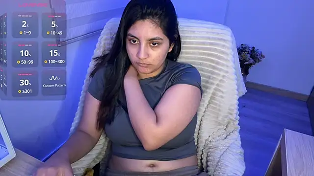 cloe_small Chat XXX live