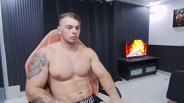 Онлайн чат XXX YourHotGreg