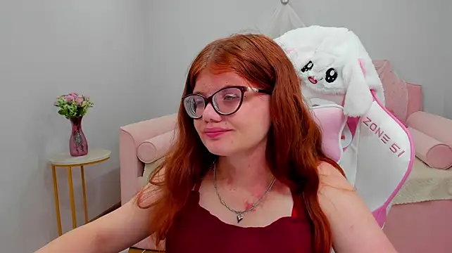 ChloeHalses Live XXX-Chat