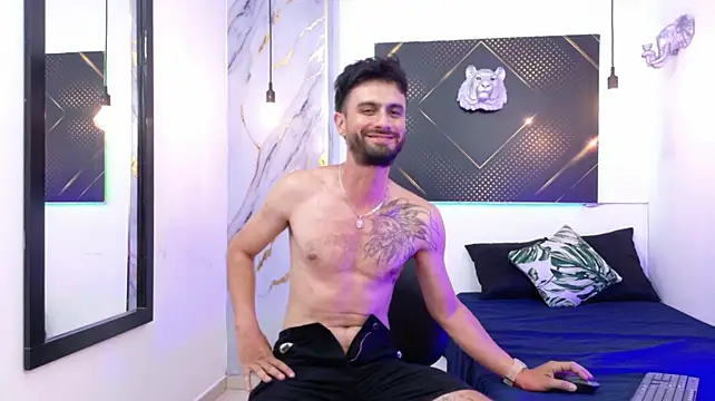 KingOfTemptation Live XXX-chat