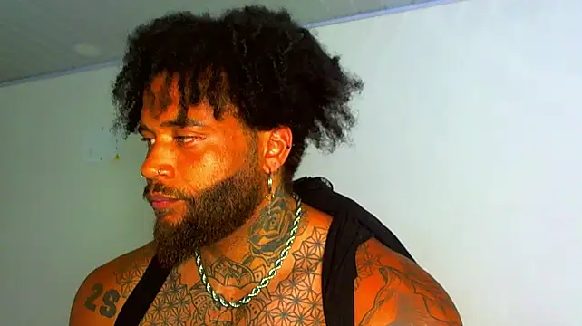 ragnar0825 Live XXX-chat