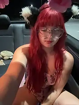 Chat +18 de urpuppymoon ao vivo